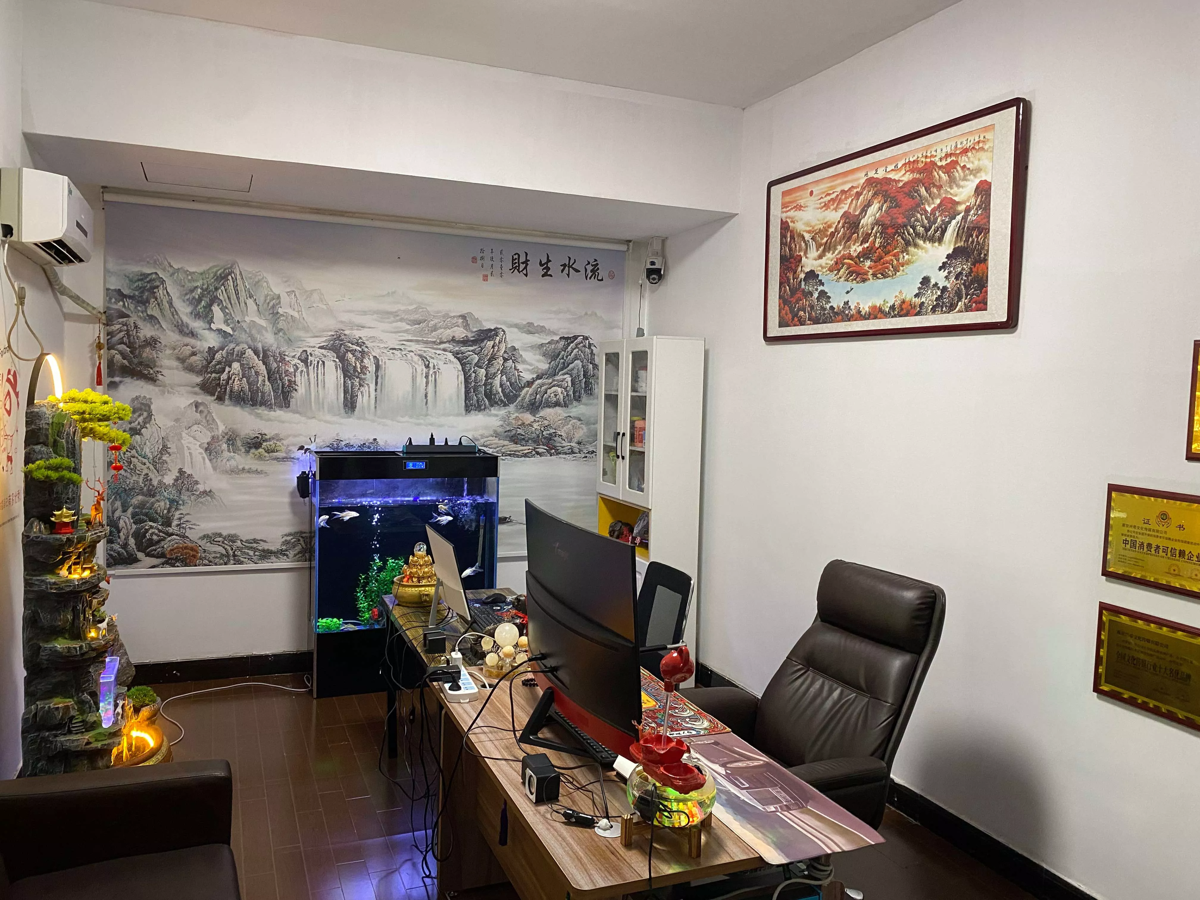 218办公室内景（点击图片可查看完整22张真实全景）